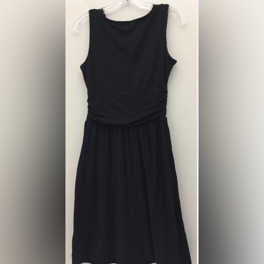 North Face Black V-neck Sleeveless Long Dress size Small